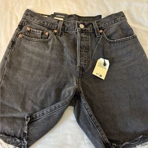 501 90s mid thigh short